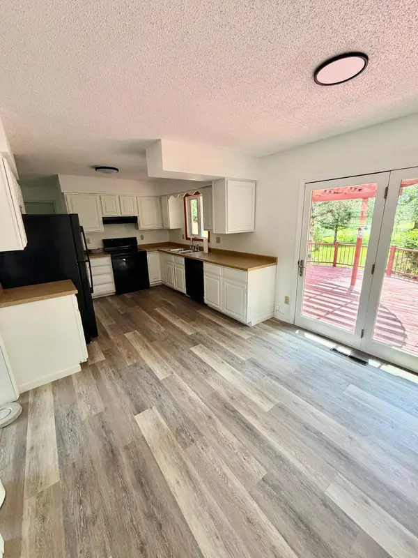 106 Circle DR, Thief River Falls, MN 56701