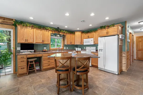 25014 Summit RD, Hillman, MN 56338