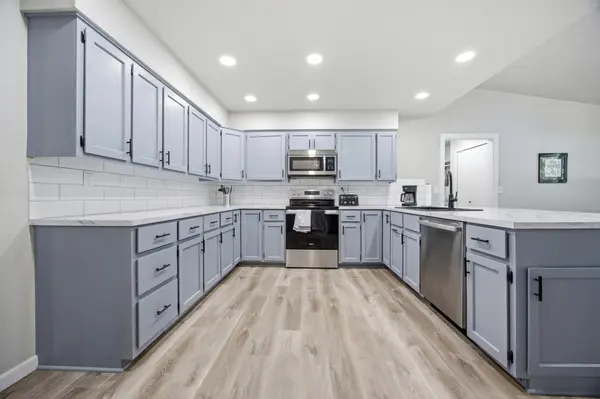 2504 18th ST S, Moorhead, MN 56560