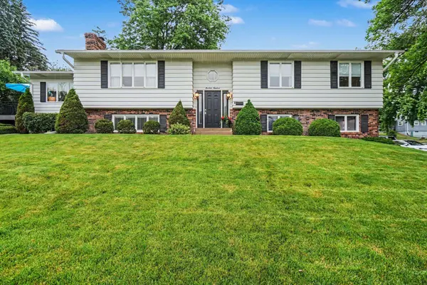 1400 4th ST S, South Saint Paul, MN 55075
