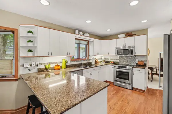 1400 4th ST S, South Saint Paul, MN 55075