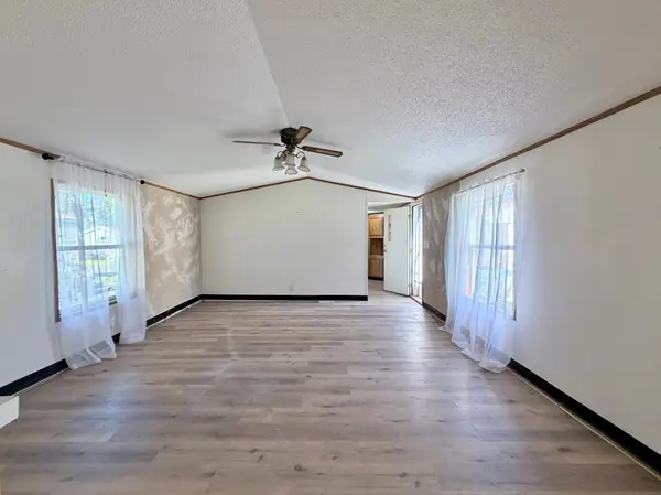 305 Mozart AVE E, Mankato, MN 56001