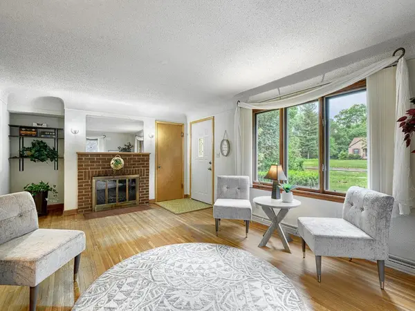 7538 Spring Lake RD, Mounds View, MN 55112