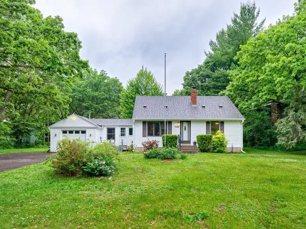 7538 Spring Lake RD, Mounds View, MN 55112