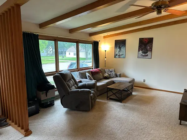100 Deschepper ST, Marshall, MN 56258