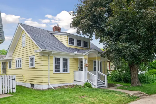 387 Cretin AVE S, Saint Paul, MN 55105