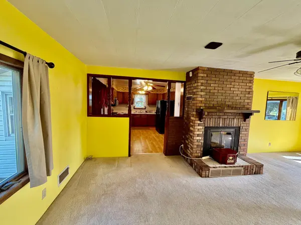 206 Amy AVE, Round Lake, MN 56167