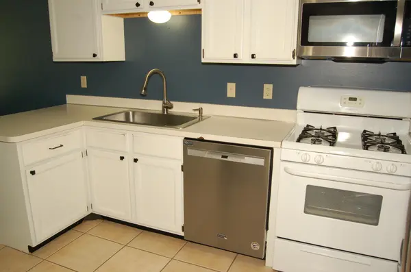 1693 Covington LN, Eagan, MN 55122