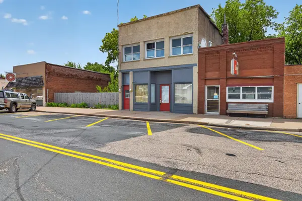 206 W Main ST, Roberts, WI 54023