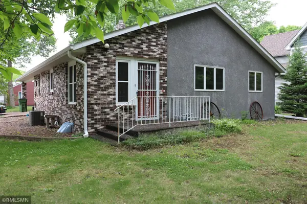 901 8th AVE SW, Pine City, MN 55063
