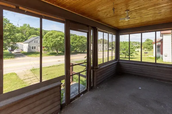 1831 Bush ST, Red Wing, MN 55066