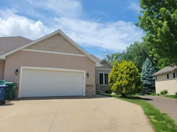 1785 Gettysburg CT, Golden Valley, MN 55427