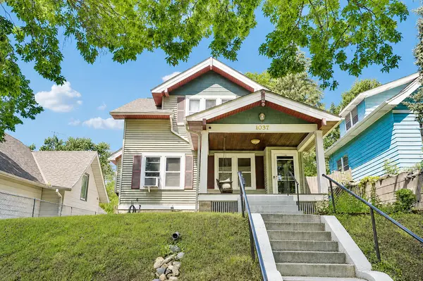 1037 Burr ST, Saint Paul, MN 55130