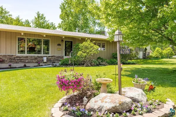 4314 Peabody LN, Duluth, MN 55804