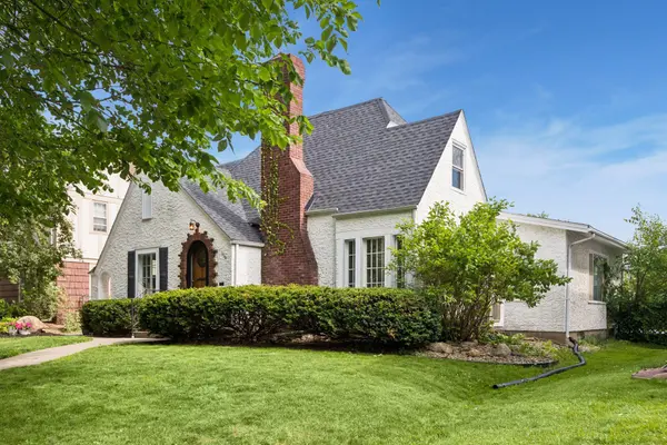 1736 Hillcrest AVE, Saint Paul, MN 55116