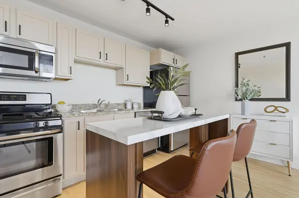 929 Portland AVE #810, Minneapolis, MN 55404