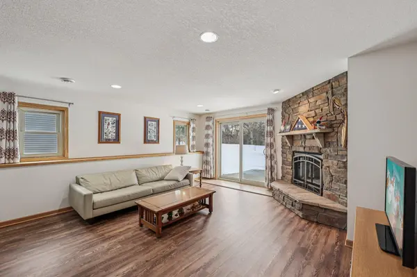 1118 Melody CT NW, Isanti, MN 55040