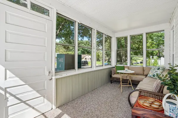 302 Wyoming ST E, Saint Paul, MN 55107