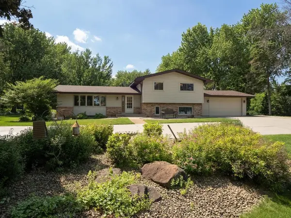13741 Vinewood LN N, Dayton, MN 55327