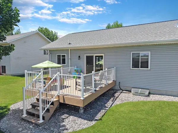 211 Rainbow DR, Marshall, MN 56258
