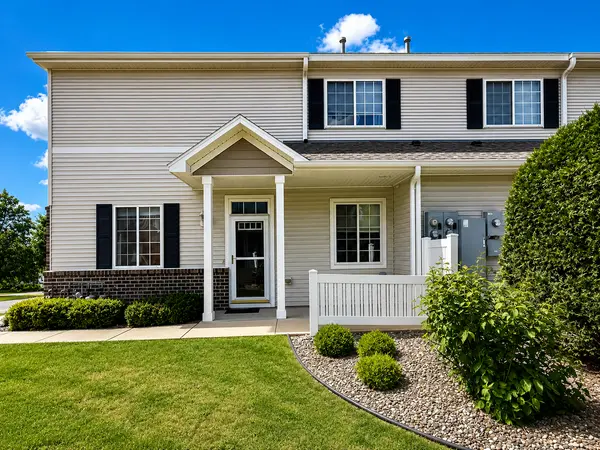 5886 Camellia CT NW, Rochester, MN 55901