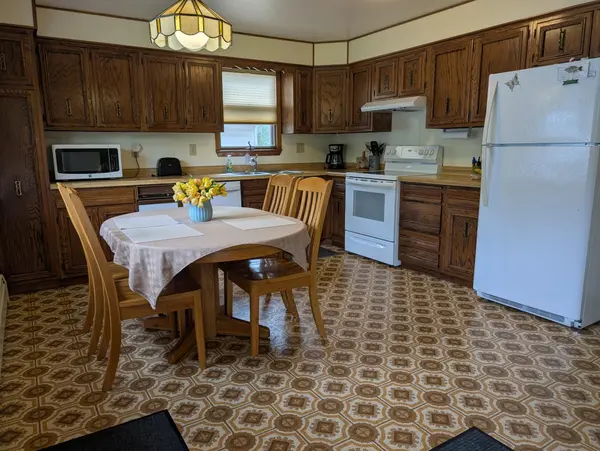 1124 8th ST, International Falls, MN 56649