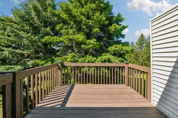 917 Countryside RD, Waconia, MN 55387