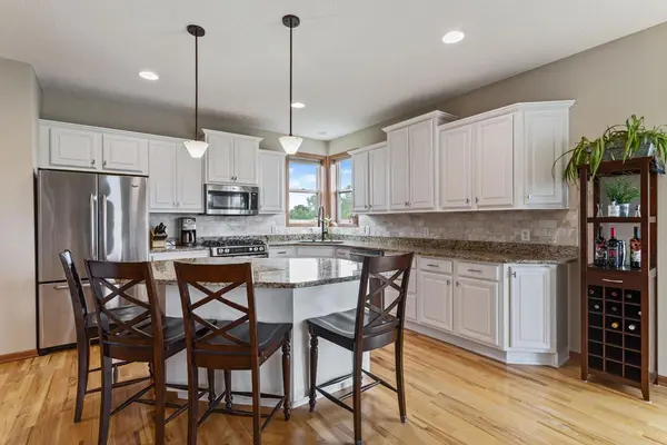 1008 9th Street CT SE, New Prague, MN 56071