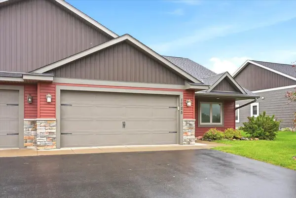 1725 Squirrel WAY, New Richmond, WI 54017