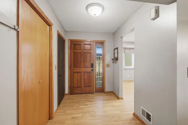 17040 Glencoe AVE, Lakeville, MN 55044