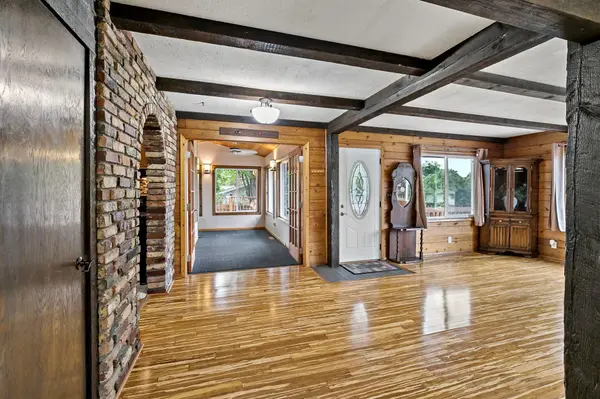 3870 Effress RD, White Bear Lake, MN 55110