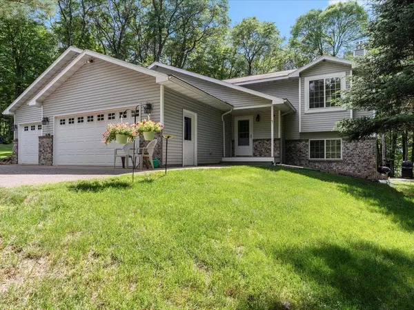 11815 Maplewood DR, East Gull Lake, MN 56401