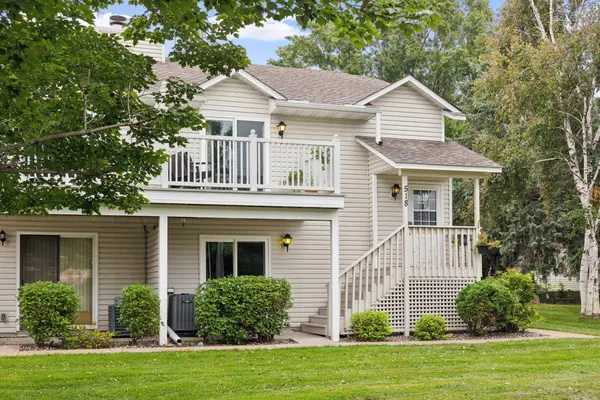 518 78th AVE NE, Spring Lake Park, MN 55432