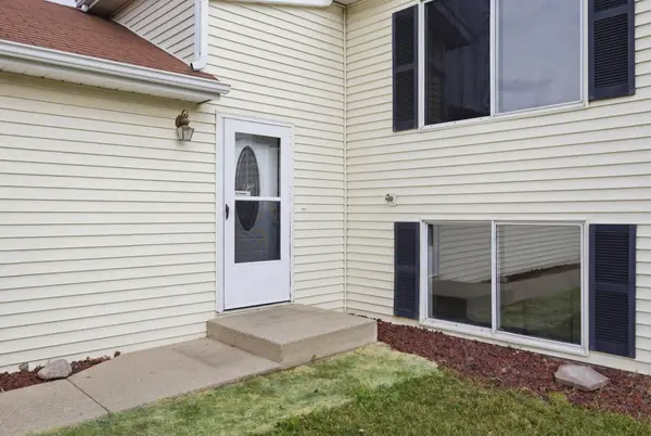 748 14th AVE W, West Fargo, ND 58078