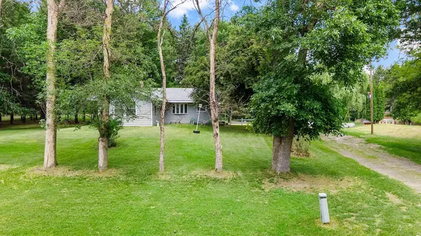 3823 259th AVE NE, Isanti, MN 55040