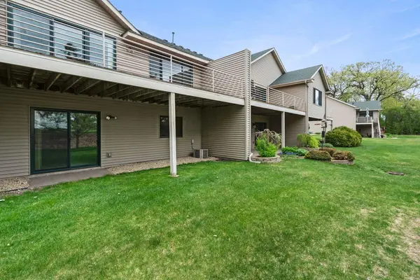 4233 93rd AVE N, Brooklyn Park, MN 55443