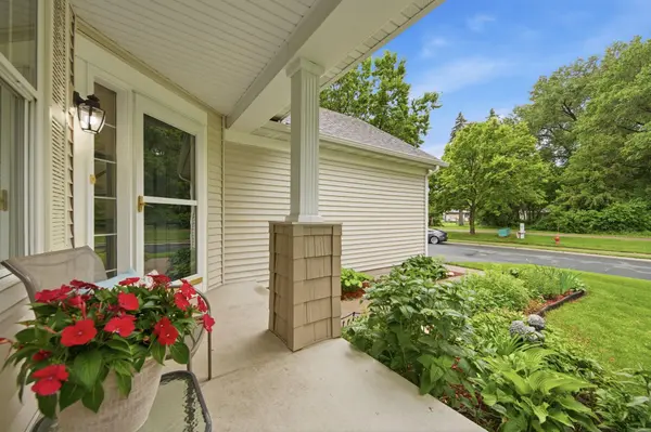 245 Pine Hollow DR, Circle Pines, MN 55014