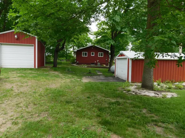 17409 Bijou CIR, Lake Park, MN 56554