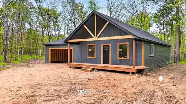4394 Eagles Nest RD, Jackson Twp, WI 54830