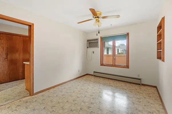 9 6th AVE NE, Osseo, MN 55369