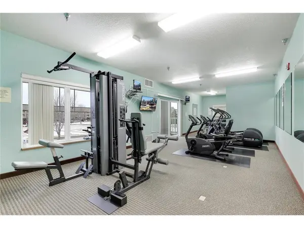 1341 Lake DR W #B111, Chanhassen, MN 55317