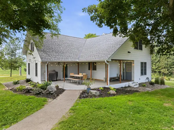 11055 317th ST, Cannon Falls, MN 55009