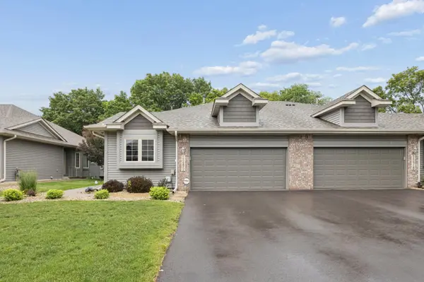 2282 Stephani CT, Little Canada, MN 55117