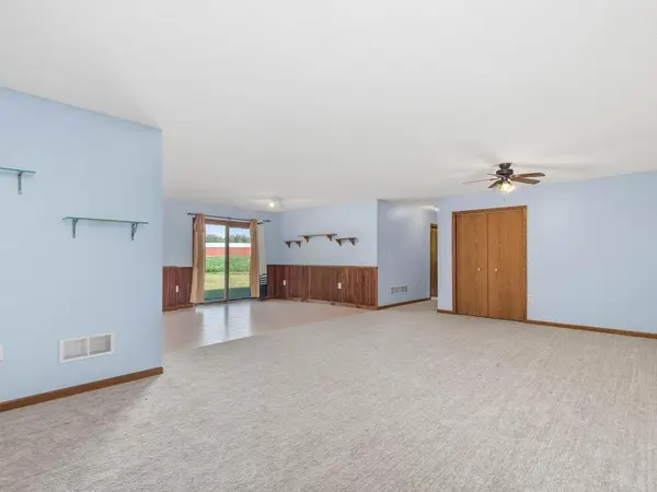 7060 County Road 50, Carver, MN 55315