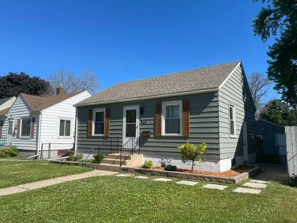 1204 11th AVE SW, Austin, MN 55912