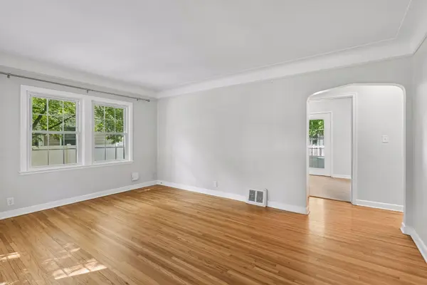 3240 Hampshire AVE S, Saint Louis Park, MN 55426