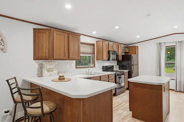 998 140th AVE, Amery, WI 54001