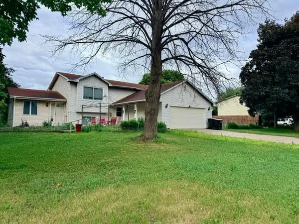 8234 109th PL N, Champlin, MN 55316