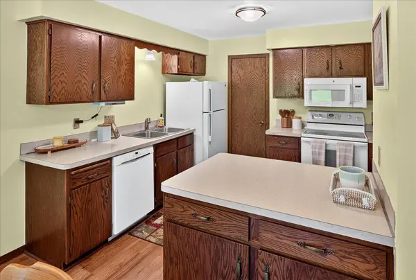 12191 Grouse ST NW #402, Coon Rapids, MN 55448