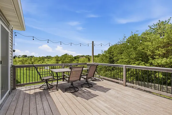 917 Mulberry AVE NE, Montgomery, MN 56069